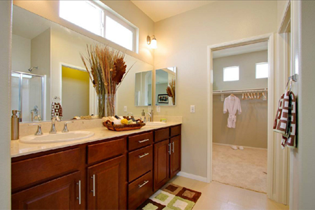 bishop villas cypress bathroom