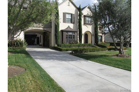 Kerrigan ranch manor house exterior